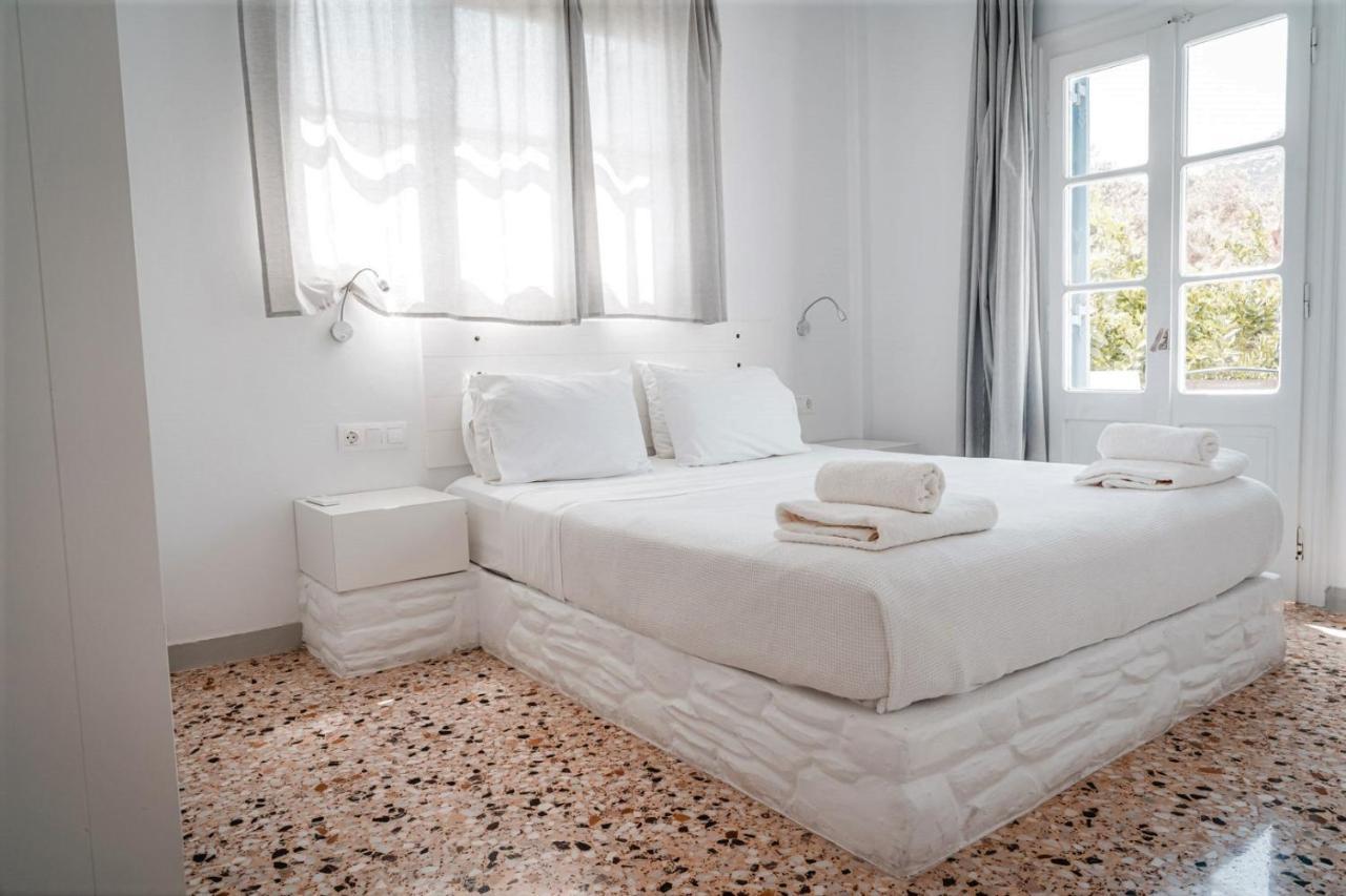 אפולוניה Esmeralda Apartments מראה חיצוני תמונה