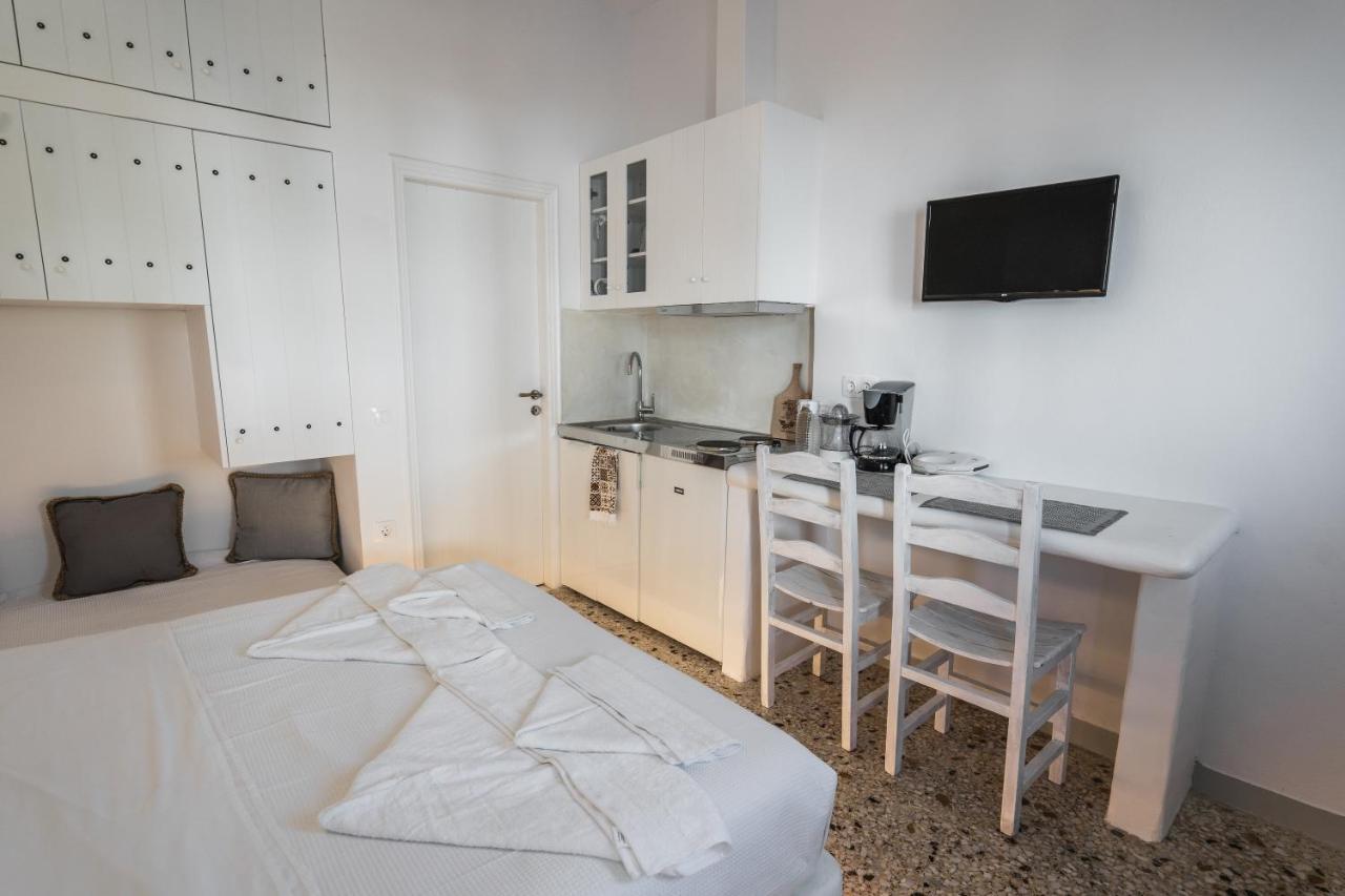 אפולוניה Esmeralda Apartments מראה חיצוני תמונה